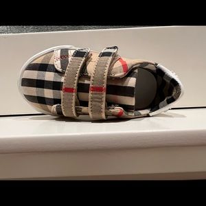 Toddler Size 5 Burberry Shoes